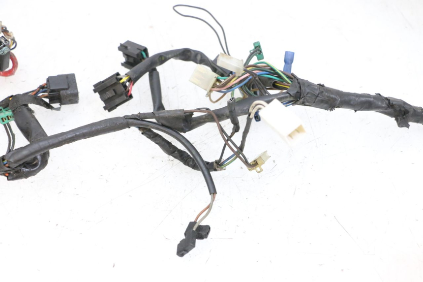 photo de WIRING HARNESS MBK BOOSTER SPIRIT 50 (2004 - 2017) - Alternative angle