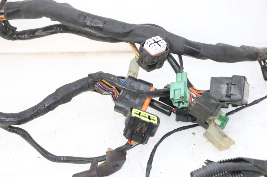 photo de WIRING HARNESS SUZUKI BURGMAN 125 (2007 - 2014) - Fixing points details