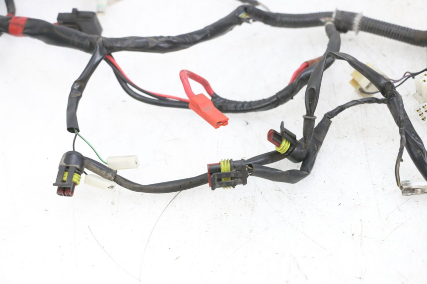 photo de WIRING HARNESS PIAGGIO FLY 4T 50 (2013 - 2017) - High-resolution close-up