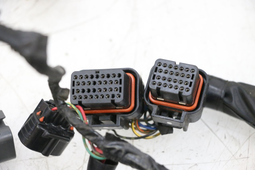 photo de WIRE HARNESS SUZUKI GSXR GSX-R 1000 (2003 - 2004) - Checked used part