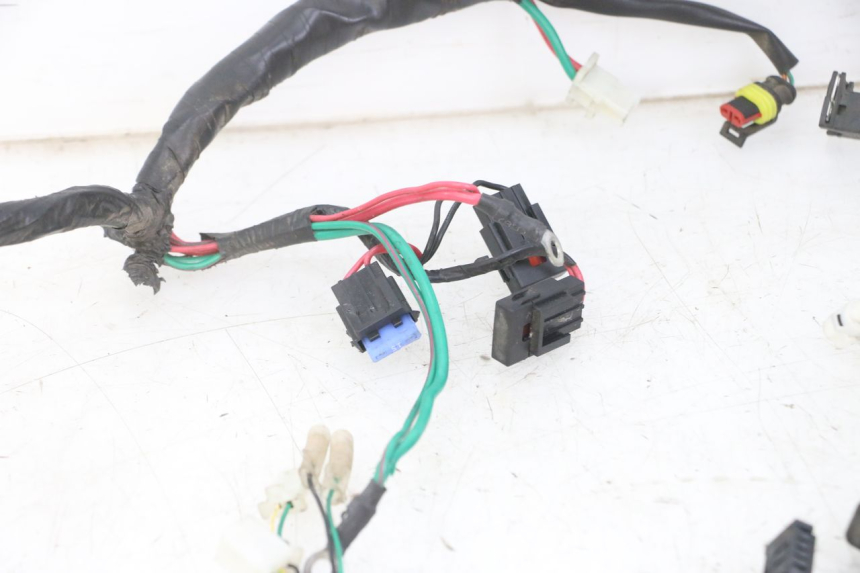 photo de WIRE HARNESS PEUGEOT KISBEE 2T 50 (2018 - 2022)