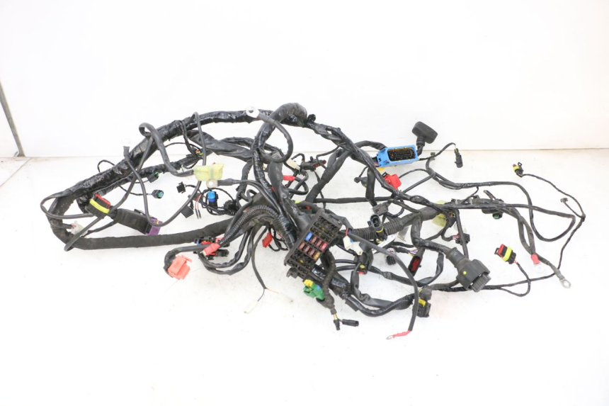 photo de WIRE HARNESS PIAGGIO MP3 HPE 300 (2019 - 2026) - Product overview