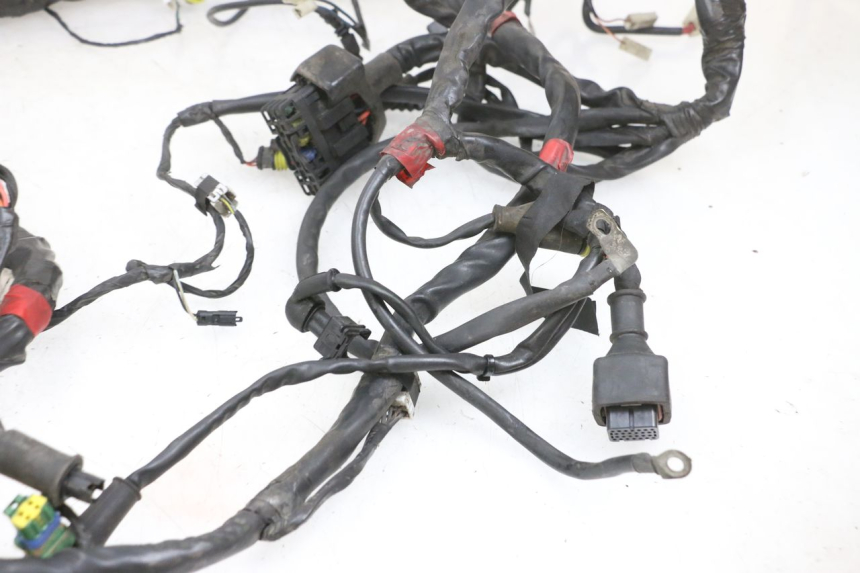 photo de WIRE HARNESS PIAGGIO MP3 RL 250 (2007 - 2010) - High-resolution close-up