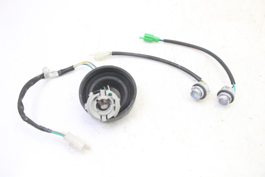 photo de HEADLIGHT WIRE HARNESS PEUGEOT KISBEE 4T 50 (2018 - 2022)