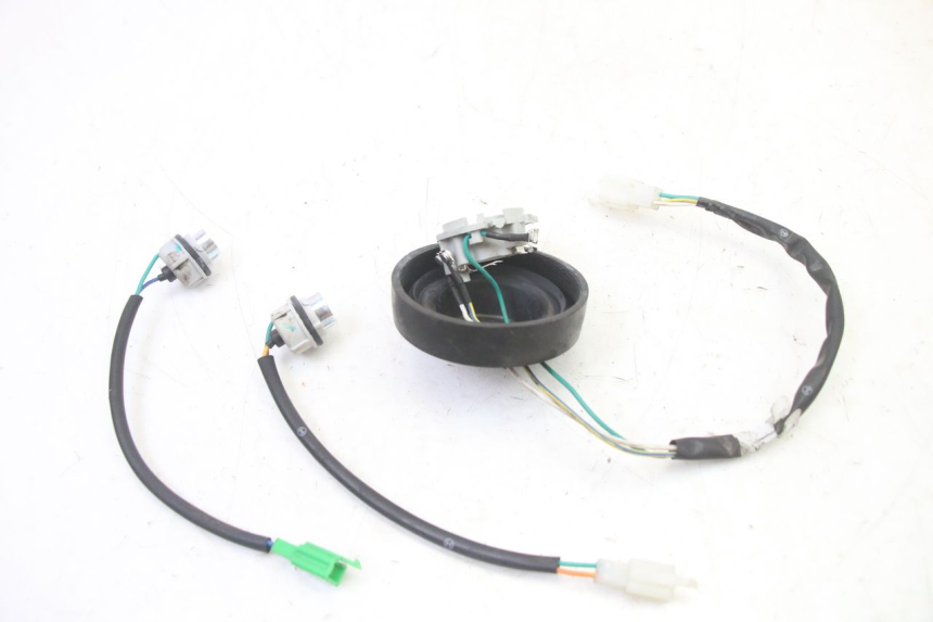 photo de HEADLIGHT WIRE HARNESS PEUGEOT KISBEE 4T 50 (2018 - 2022)