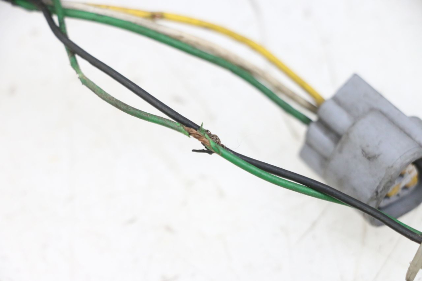 photo de WIRE HARNESS PEUGEOT SPEEDFIGHT 4 4T EFI 50 (2021 - 2025) - Checked used part