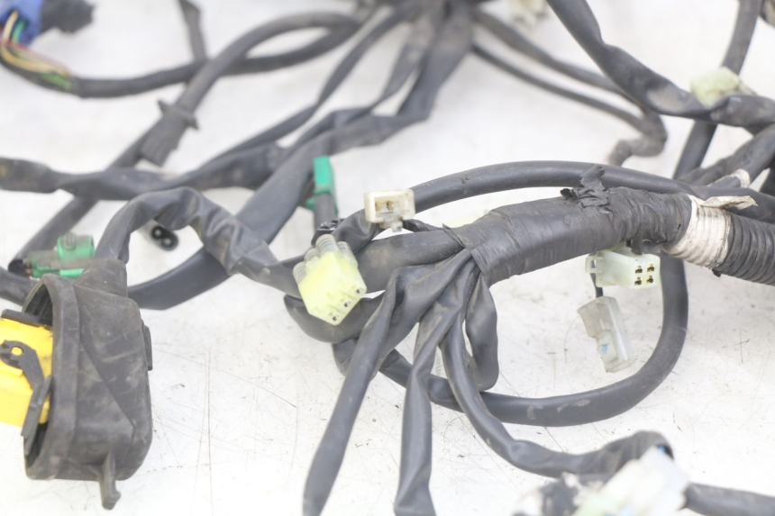 photo de WIRING HARNESS YAMAHA XMAX X-MAX 125 (2006 - 2009) - Zoom on usage condition