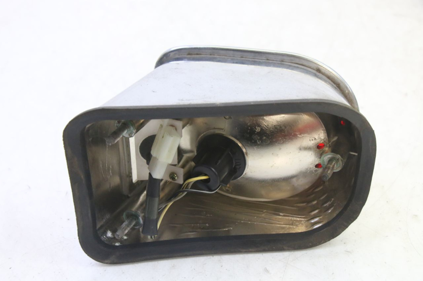 photo de REAR LIGHT HYOSUNG GV AQUILA 125 (2000 - 2004)