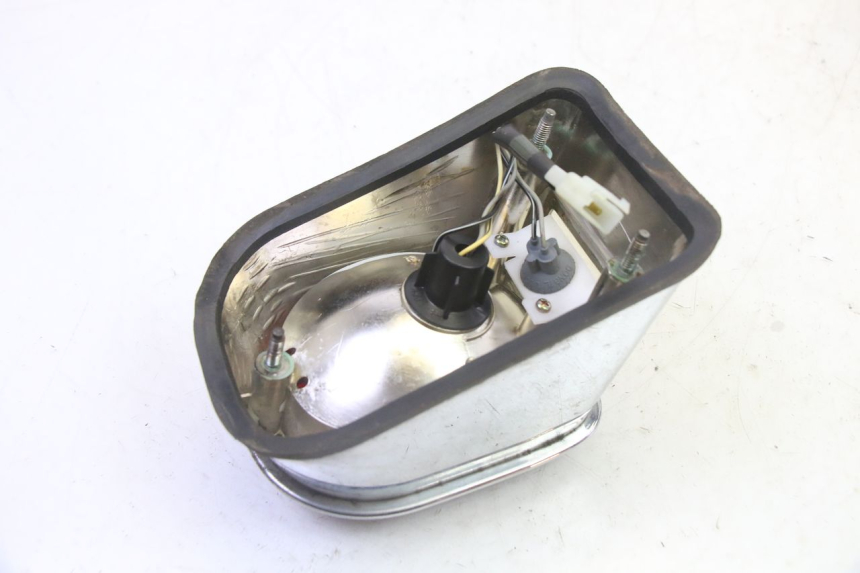 photo de REAR LIGHT HYOSUNG GV AQUILA 125 (2000 - 2004)