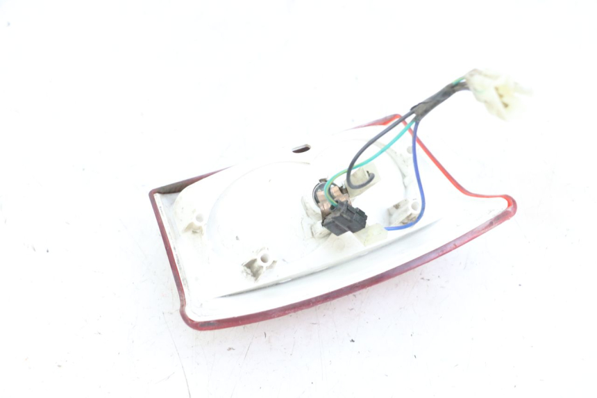 photo de REAR LIGHT YAMAHA BW'S EASY 50 (2013 - 2016) - Fixing points details