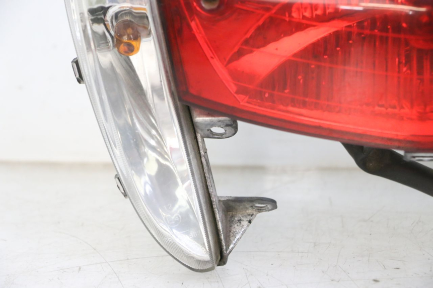 photo de REAR LIGHT PEUGEOT CITYSTAR 50 (2013 - 2017)