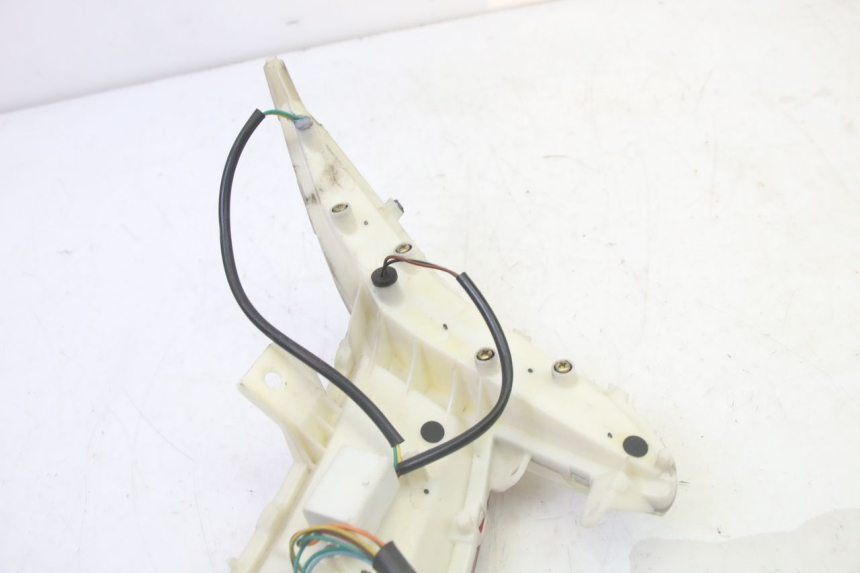 photo de REAR LIGHT PEUGEOT CITYSTAR 50 (2013 - 2017)