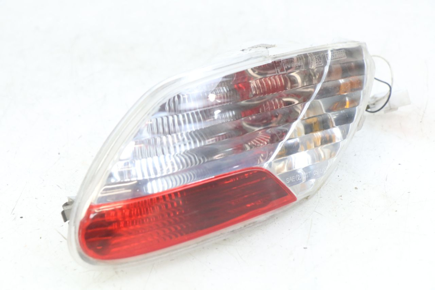 photo de RIGHT REAR LIGHT PIAGGIO MP3 LT 400 (2007 - 2012)