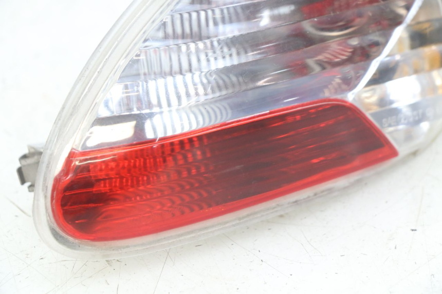 photo de RIGHT REAR LIGHT PIAGGIO MP3 LT 400 (2007 - 2012)