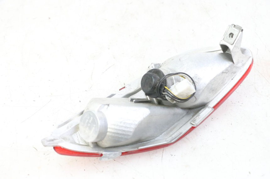 photo de RIGHT TAIL LIGHT PIAGGIO MP3 LT 300 (2010 - 2016)