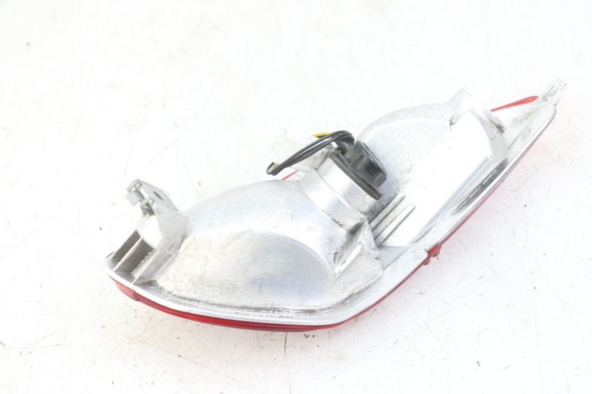 photo de RIGHT TAIL LIGHT PIAGGIO MP3 LT 300 (2010 - 2016)