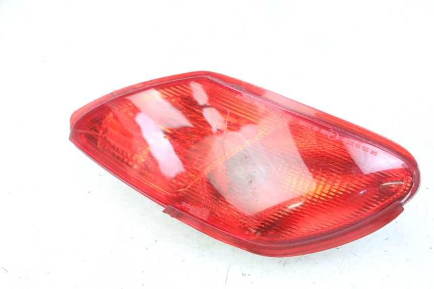 photo de RIGHT TAIL LIGHT PIAGGIO MP3 LT 300 (2010 - 2016)