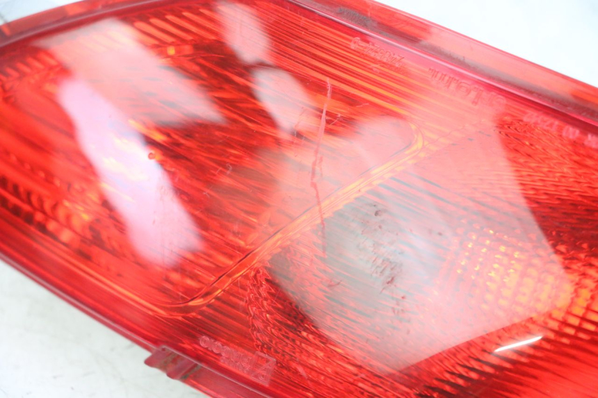 photo de RIGHT TAIL LIGHT PIAGGIO MP3 LT 300 (2010 - 2016)