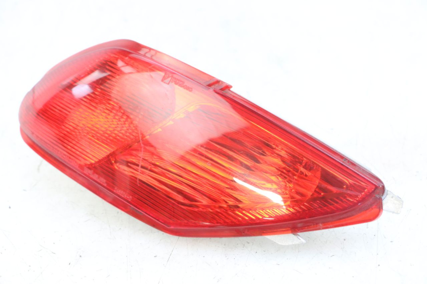 photo de RIGHT TAIL LIGHT PIAGGIO MP3 LT 300 (2010 - 2016)