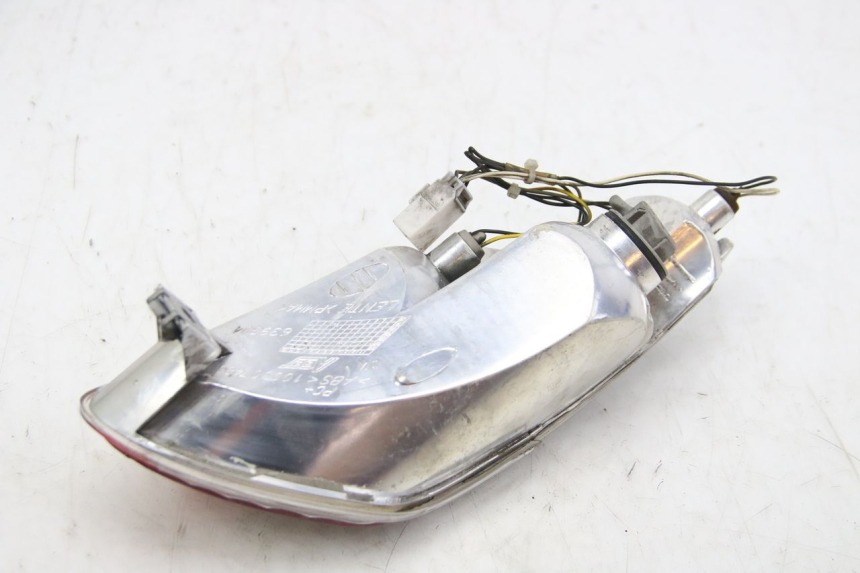 photo de RIGHT TAIL LIGHT PIAGGIO MP3 125 (2006 - 2014)
