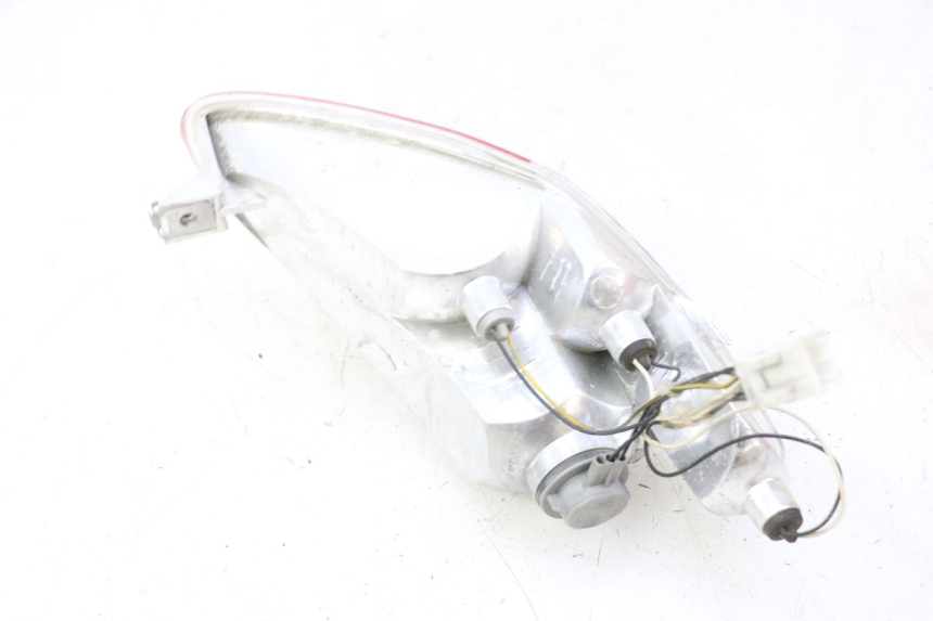 photo de RIGHT TAIL LIGHT PIAGGIO MP3 RL 250 (2007 - 2010)
