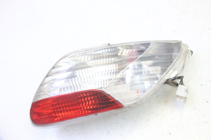 photo de RIGHT TAIL LIGHT PIAGGIO MP3 125 (2006 - 2014)