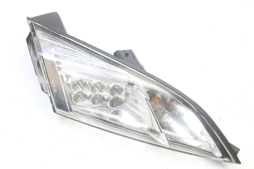 photo de RIGHT TAIL LIGHT PEUGEOT SATELIS 125 (2013 - 2018)