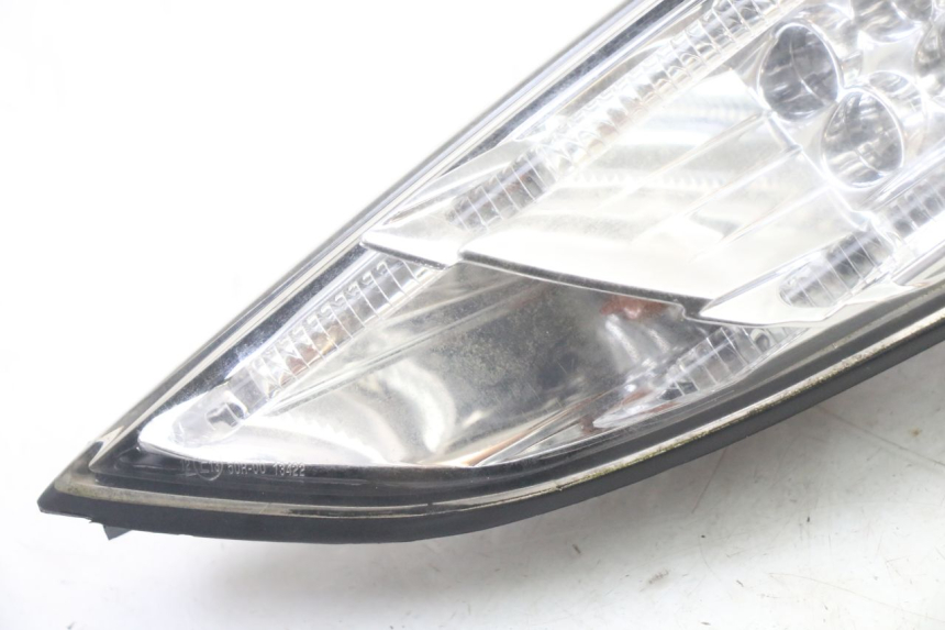 photo de RIGHT TAIL LIGHT PEUGEOT SATELIS 125 (2013 - 2018)