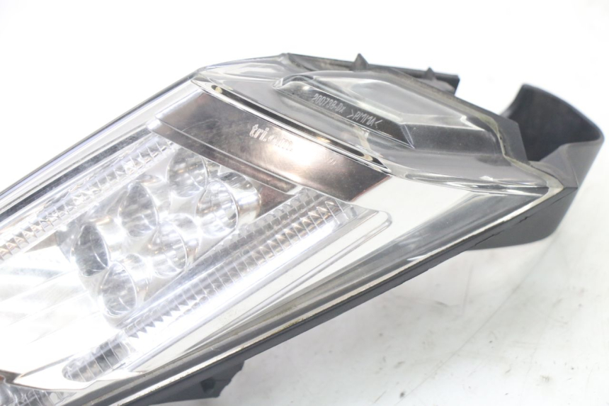 photo de RIGHT TAIL LIGHT PEUGEOT SATELIS 125 (2013 - 2018)