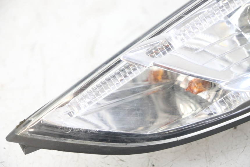 photo de RIGHT TAIL LIGHT PEUGEOT SATELIS 125 (2013 - 2018)