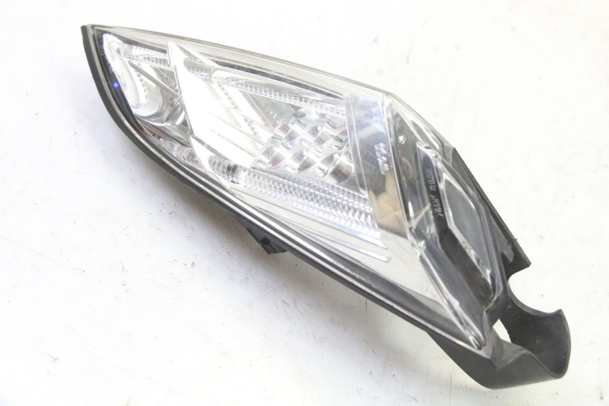 photo de RIGHT TAIL LIGHT PEUGEOT SATELIS 125 (2013 - 2018)