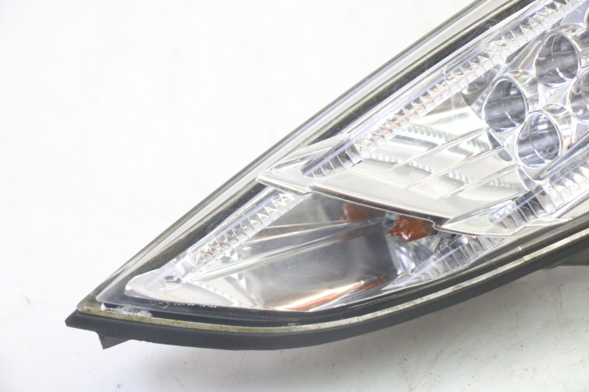 photo de RIGHT TAIL LIGHT PEUGEOT SATELIS 125 (2013 - 2018)