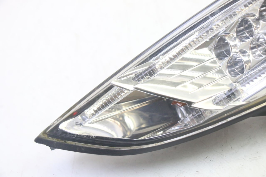 photo de RIGHT TAIL LIGHT PEUGEOT SATELIS 125 (2013 - 2018)
