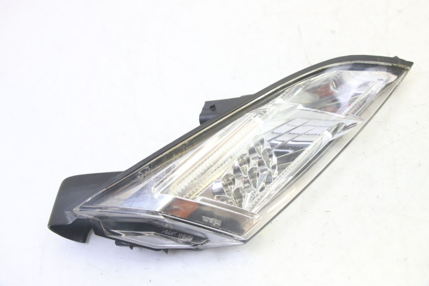 photo de RIGHT TAIL LIGHT PEUGEOT SATELIS 125 (2013 - 2018)