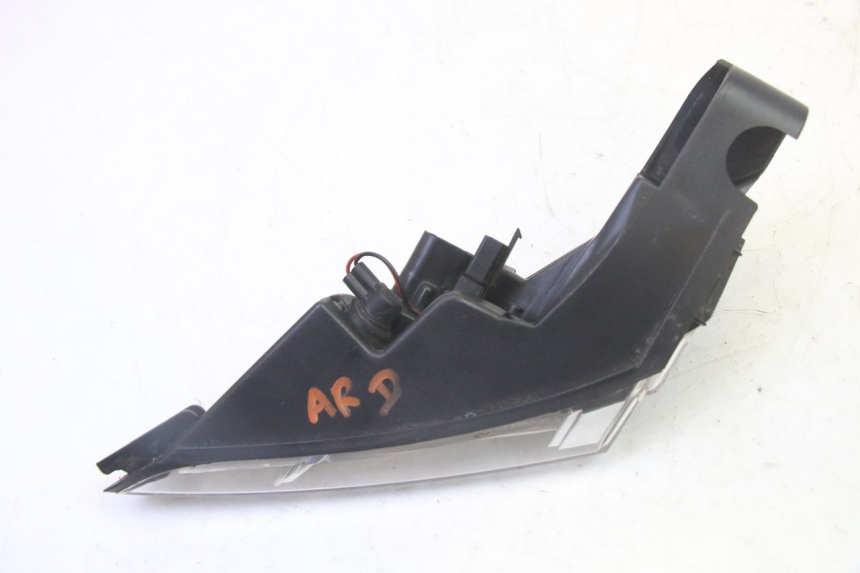 photo de RIGHT TAIL LIGHT PEUGEOT SATELIS 125 (2013 - 2018)