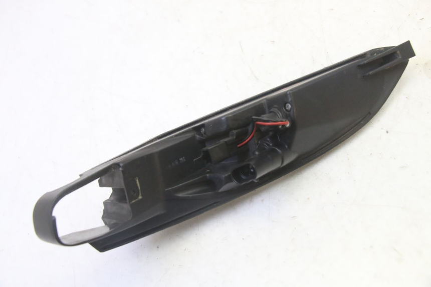 photo de RIGHT TAIL LIGHT PEUGEOT SATELIS 125 (2013 - 2018)