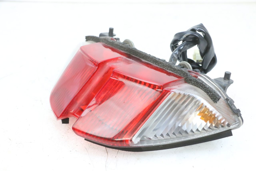 photo de REAR LIGHT YAMAHA FJR ABS 1300 (2006 - 2012) - Surface and material condition