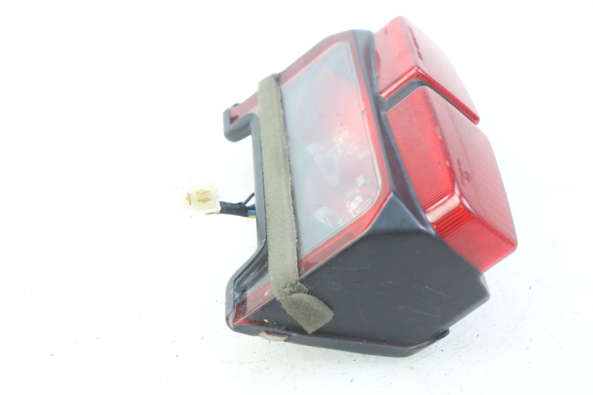 photo de REAR LIGHT YAMAHA FZS FAZER 600 (1998 - 2001)