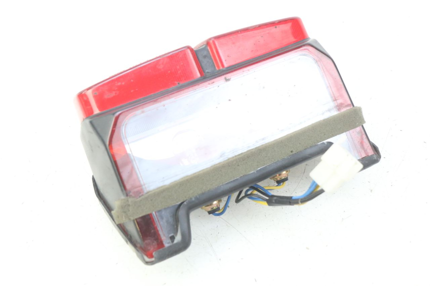 photo de REAR LIGHT YAMAHA FZS FAZER 600 (1998 - 2001)