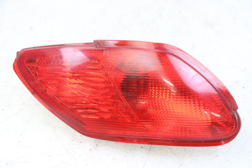 photo de LEFT TAIL LIGHT PIAGGIO MP3 LT 300 (2010 - 2016)