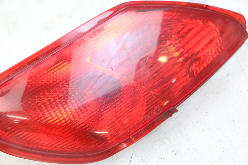 photo de LEFT TAIL LIGHT PIAGGIO MP3 LT 300 (2010 - 2016)