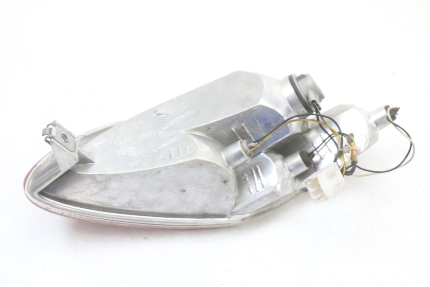 photo de LEFT TAIL LIGHT PIAGGIO MP3 125 (2006 - 2014)