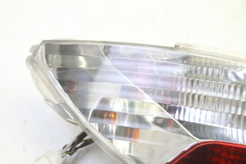 photo de LEFT TAIL LIGHT PIAGGIO MP3 125 (2006 - 2014)