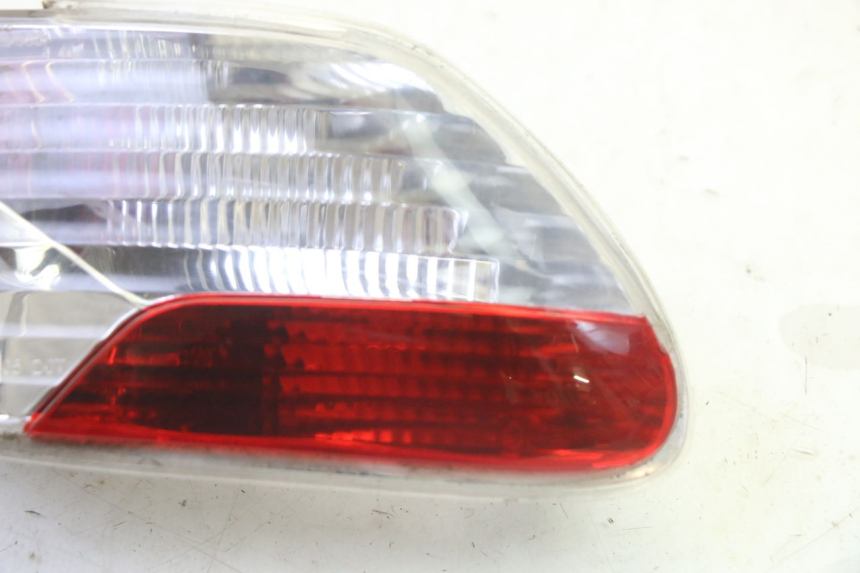 photo de LEFT TAIL LIGHT PIAGGIO MP3 125 (2006 - 2014)