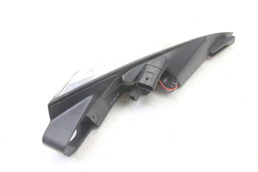 photo de LEFT TAIL LIGHT PEUGEOT SATELIS 125 (2013 - 2018)