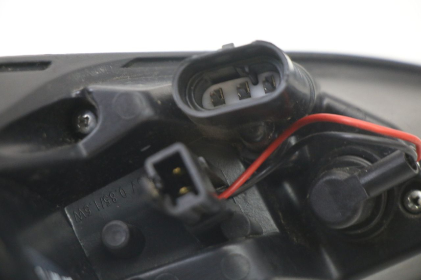 photo de LEFT TAIL LIGHT PEUGEOT SATELIS 125 (2013 - 2018)