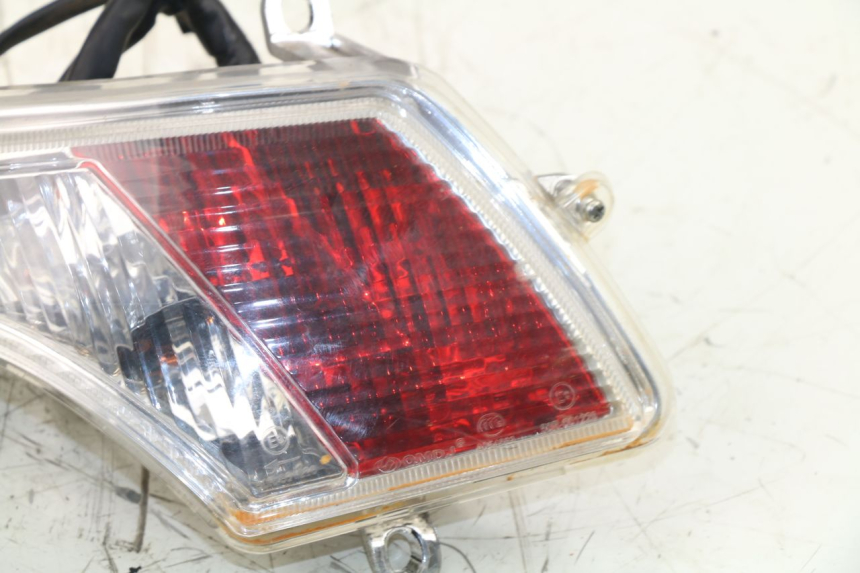 photo de LEFT TAIL LIGHT PEUGEOT VIVACITY NEW 4T 50 (2008 - 2017)