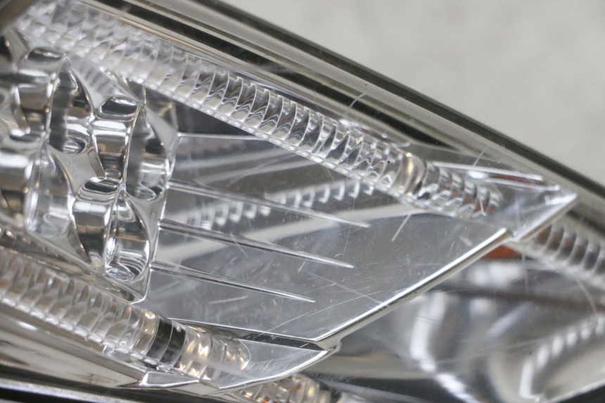 photo de LEFT TAIL LIGHT PEUGEOT SATELIS 125 (2013 - 2018)
