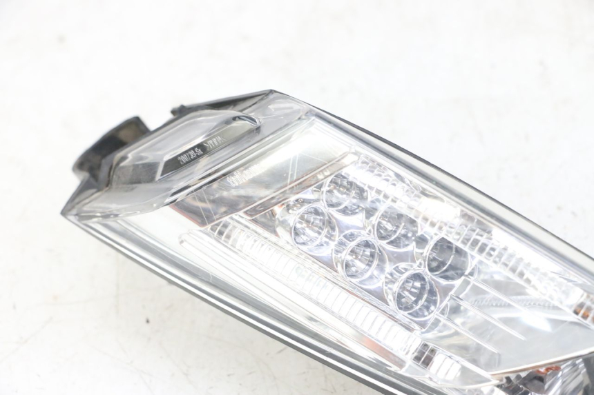 photo de LEFT TAIL LIGHT PEUGEOT SATELIS 125 (2013 - 2018)