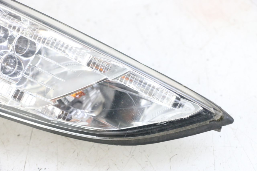 photo de LEFT TAIL LIGHT PEUGEOT SATELIS 125 (2013 - 2018)